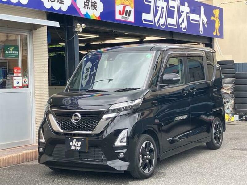 NISSAN ROOX