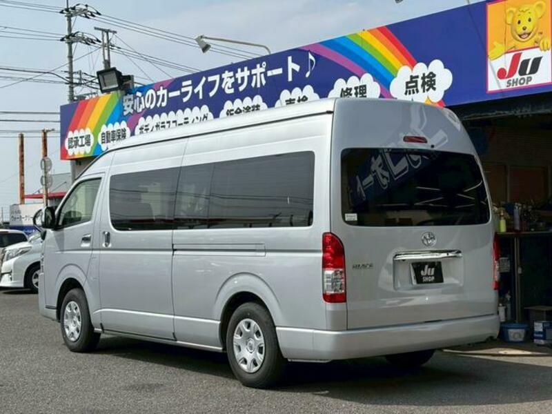 HIACE VAN