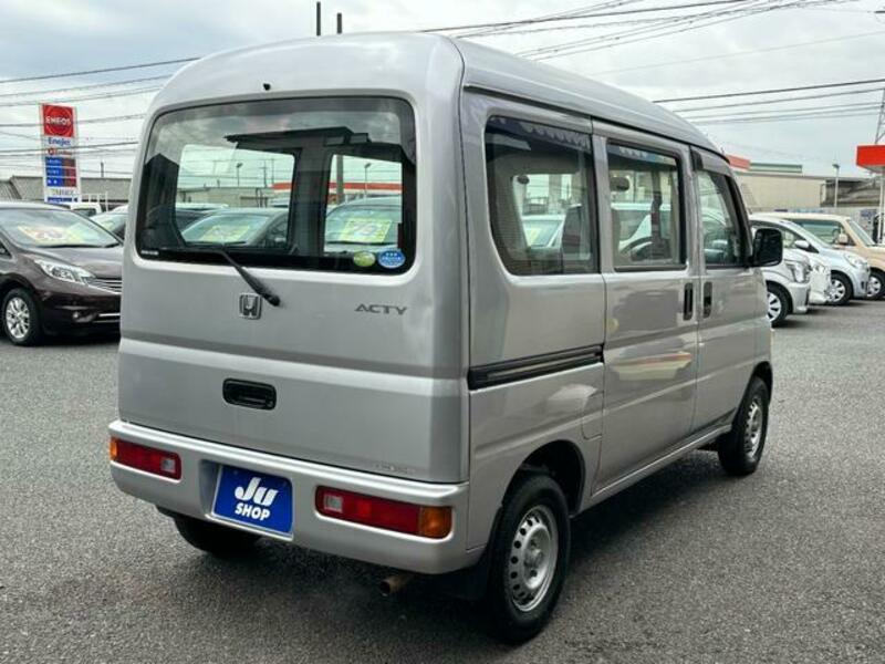 ACTY VAN