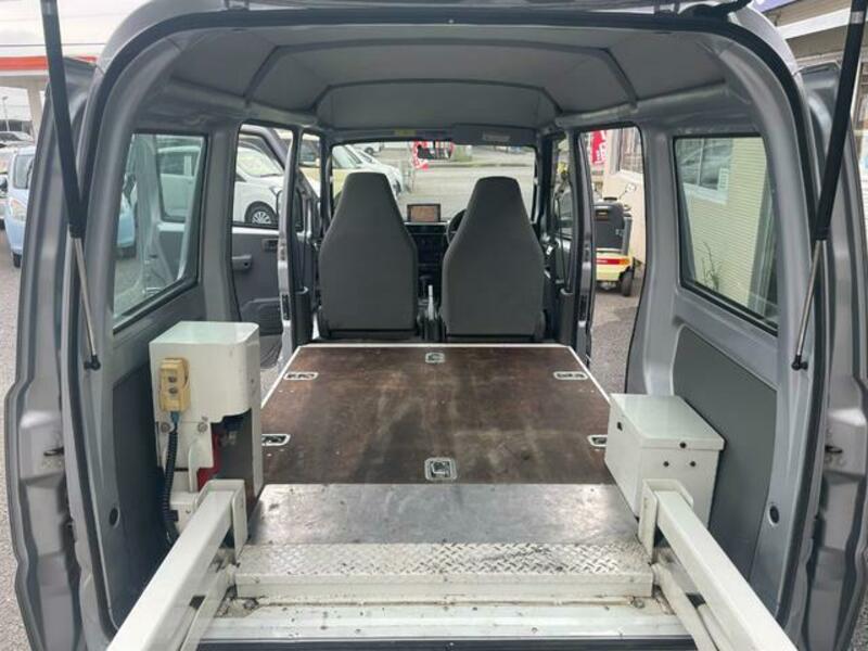 CLIPPER VAN