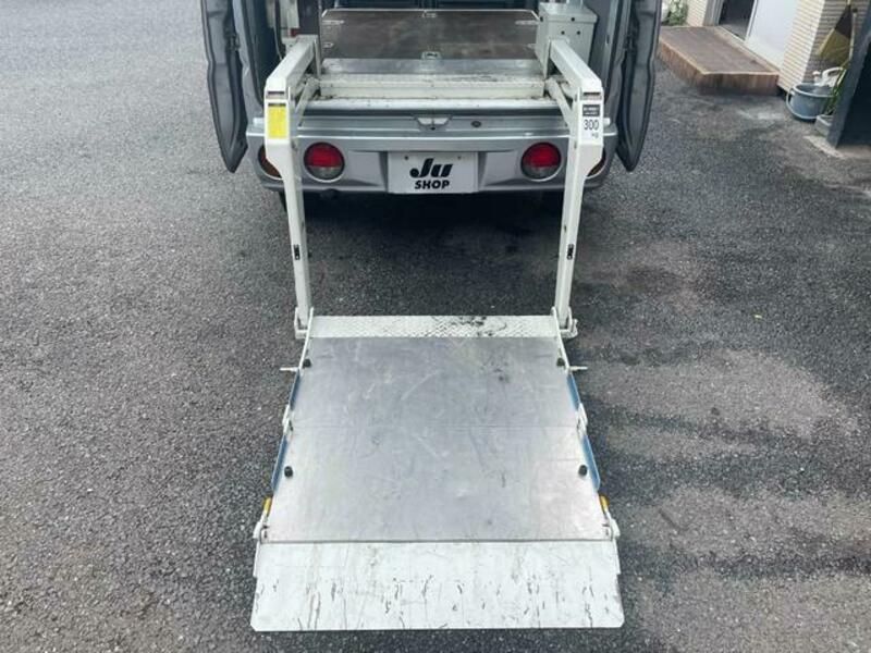 CLIPPER VAN