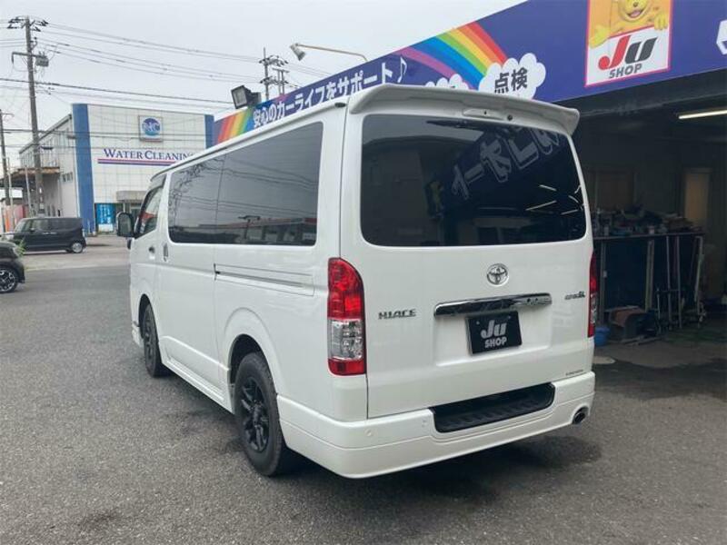 HIACE VAN