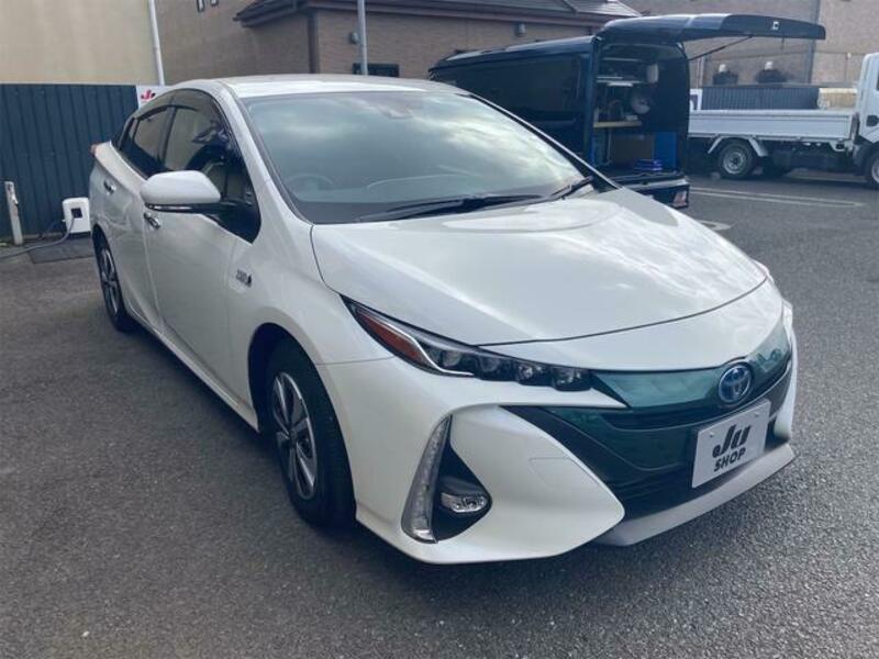 PRIUS PHV