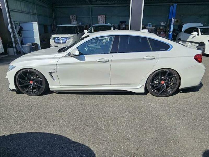 4 SERIES