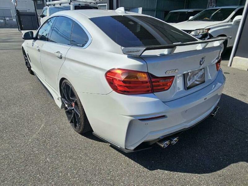 4 SERIES