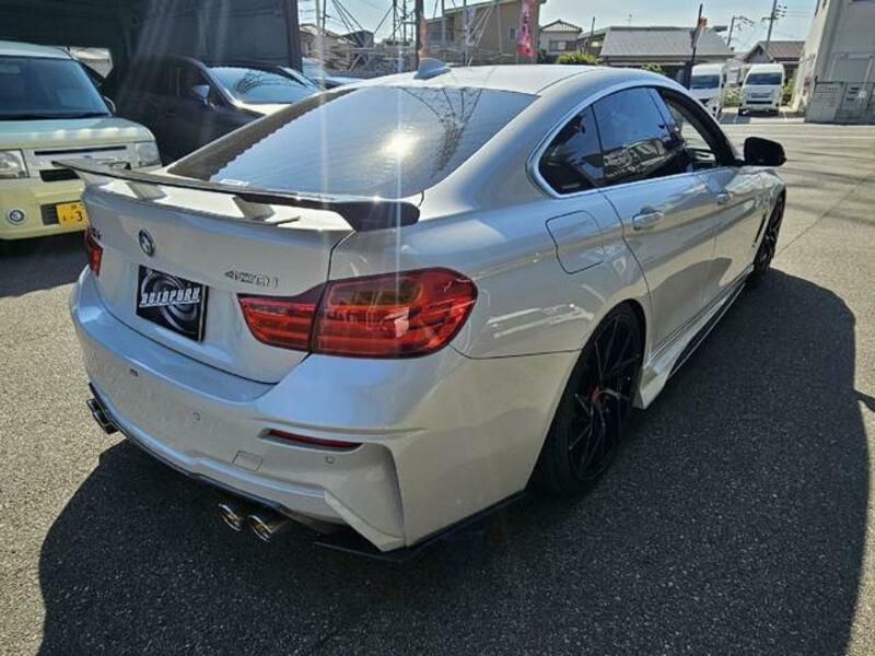 4 SERIES