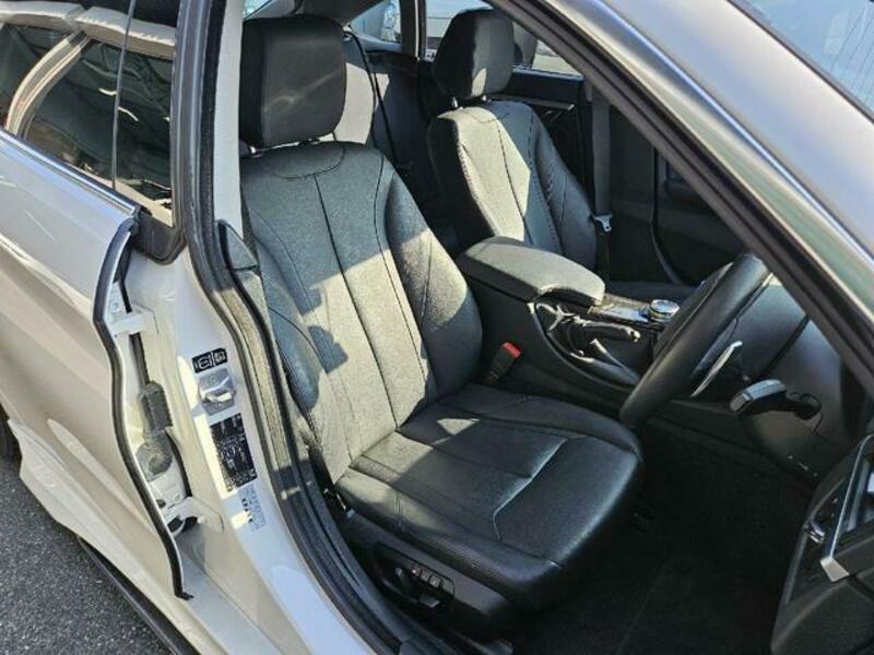 4 SERIES