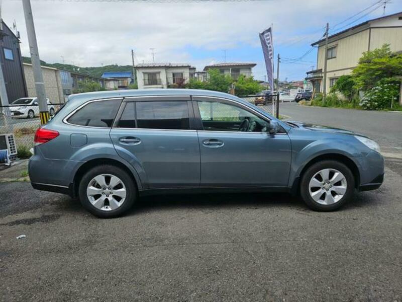 LEGACY OUTBACK