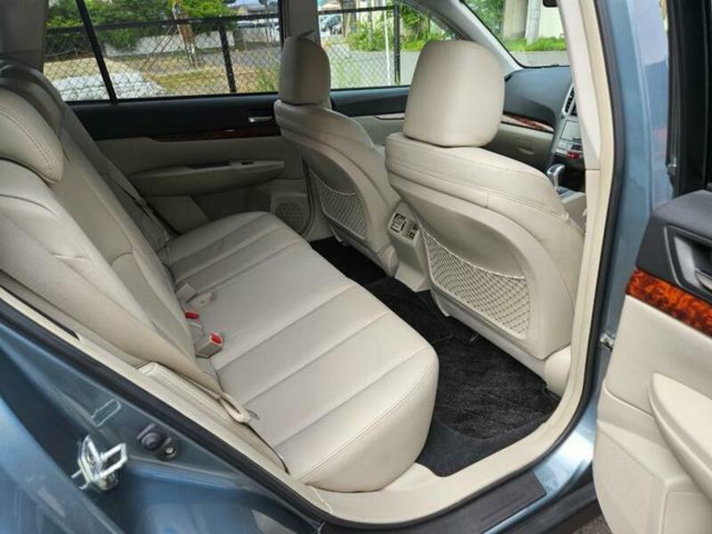 LEGACY OUTBACK