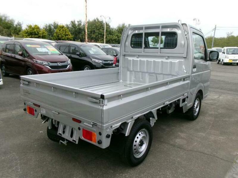 CLIPPER TRUCK