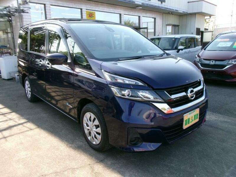 NISSAN SERENA