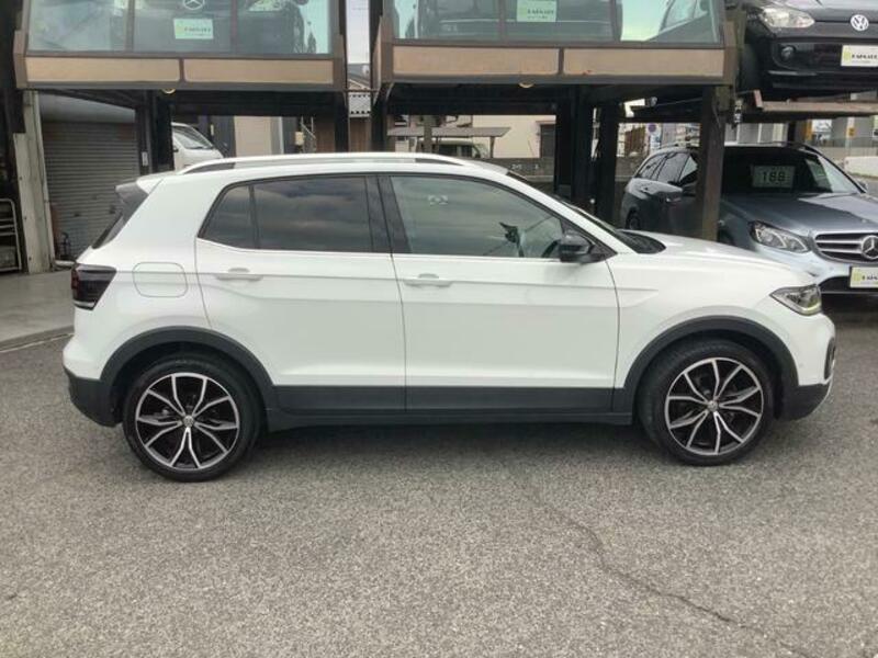 T CROSS