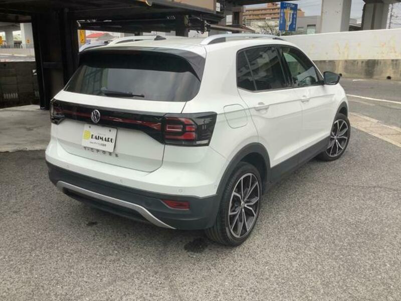 T CROSS