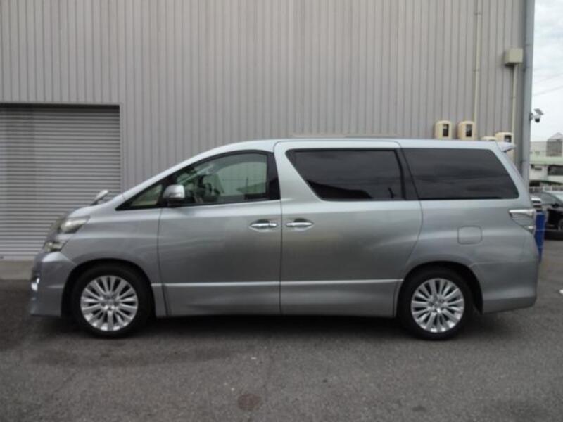 VELLFIRE