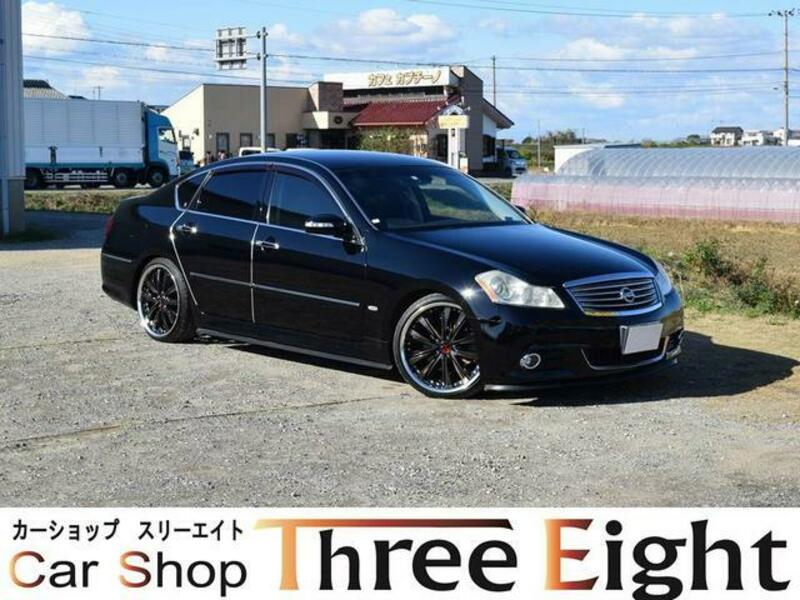 NISSAN FUGA
