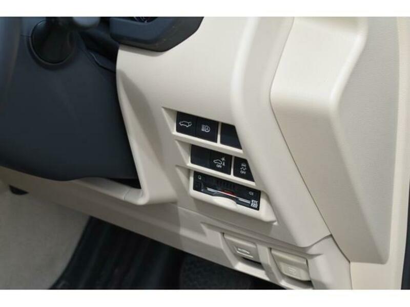 LAND CRUISER