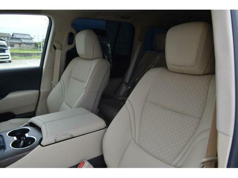 LAND CRUISER