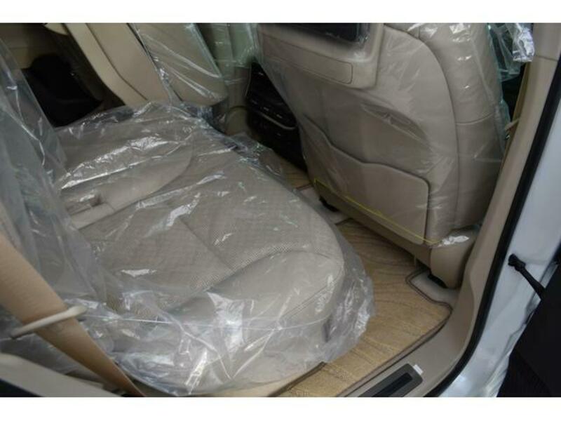 LAND CRUISER
