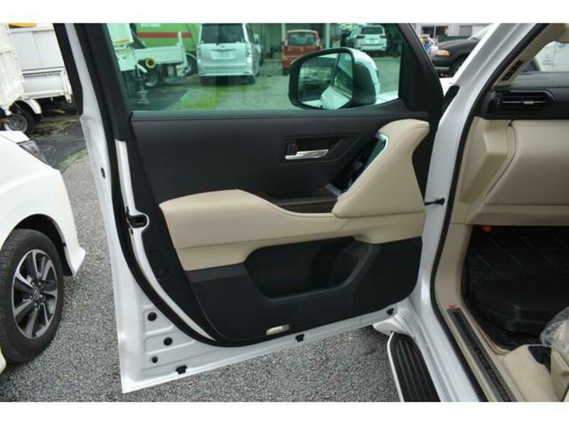 LAND CRUISER