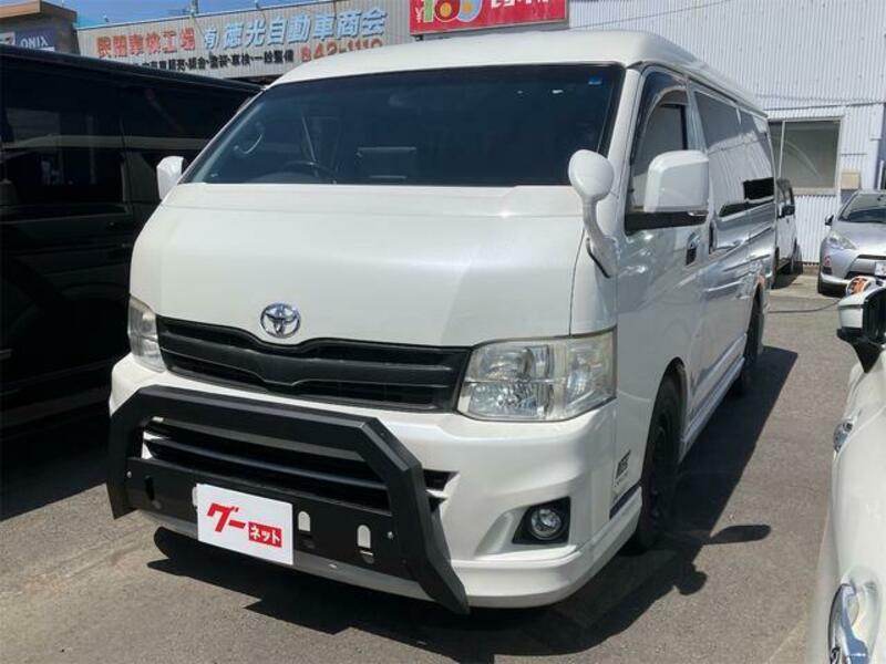 TOYOTA HIACE WAGON
