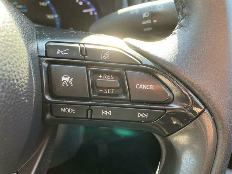 YARIS CROSS