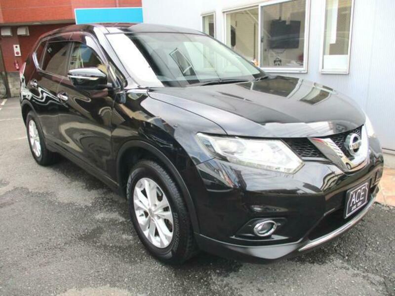 X-TRAIL