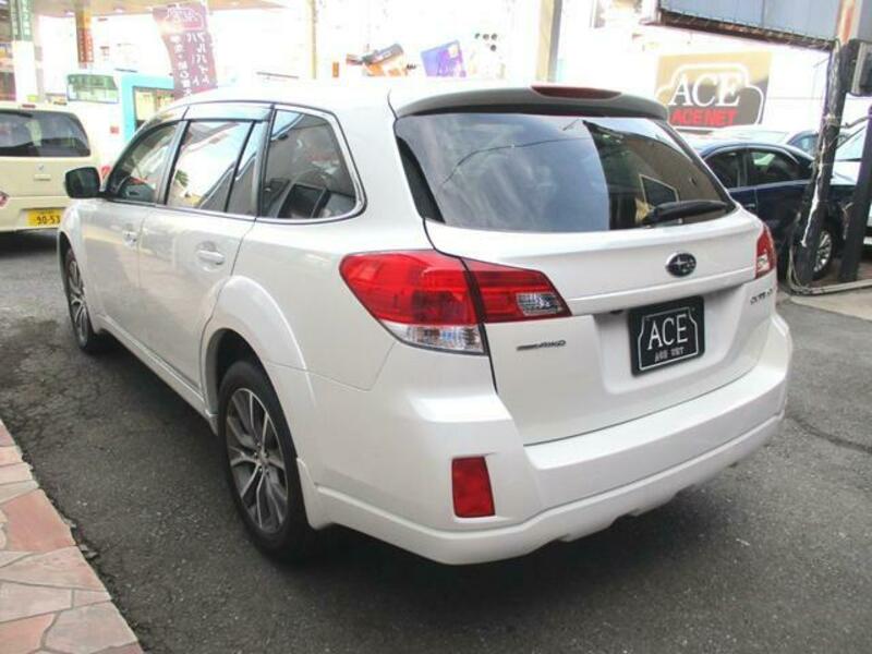 LEGACY OUTBACK