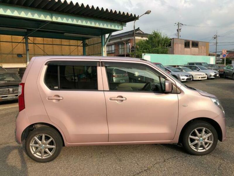 WAGON R