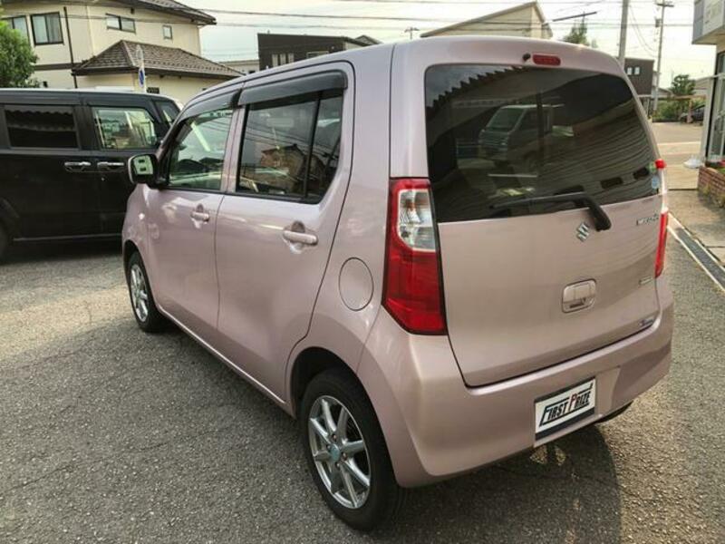 WAGON R