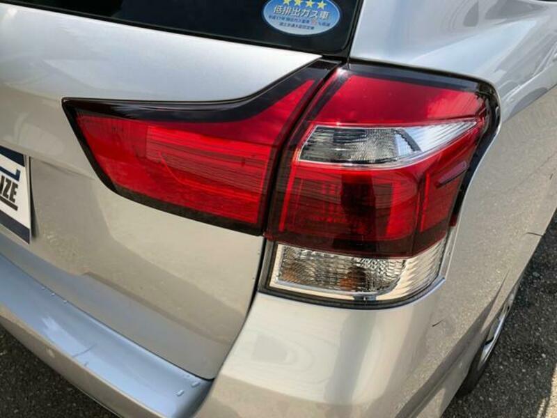 COROLLA FIELDER