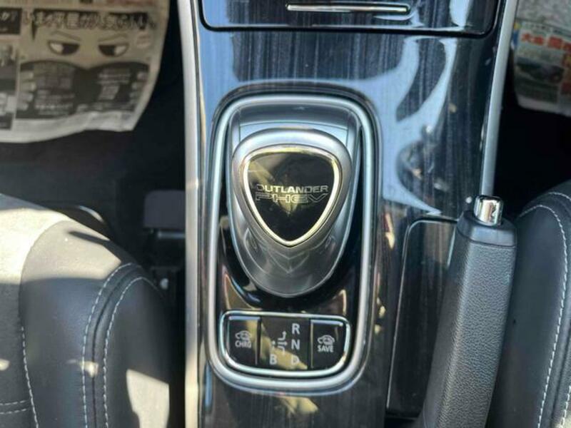 OUTLANDER PHEV