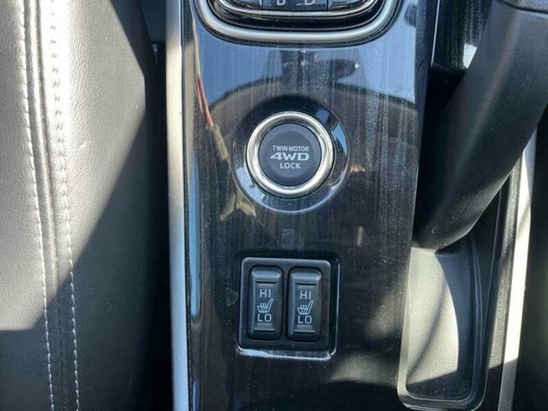 OUTLANDER PHEV