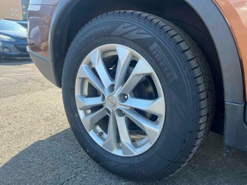 X-TRAIL