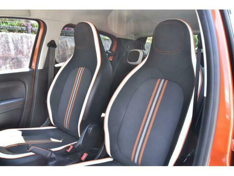 TWINGO