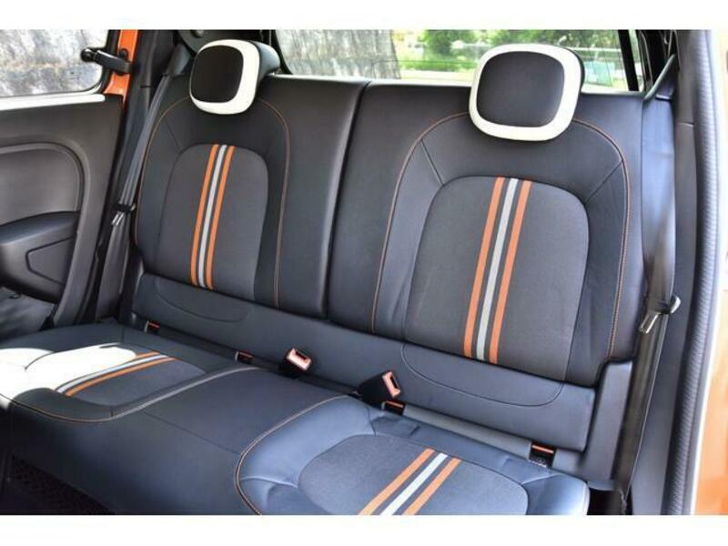 TWINGO
