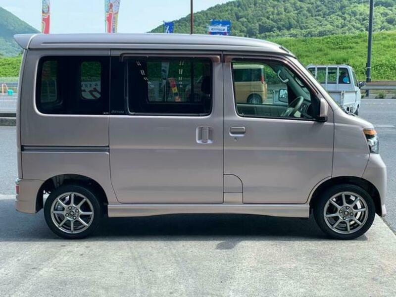 ATRAI WAGON