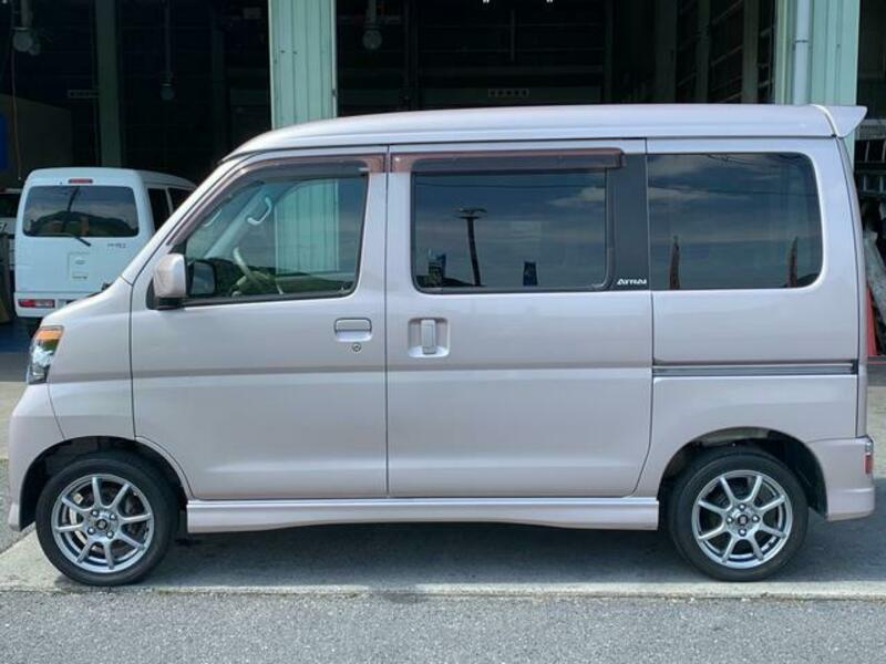ATRAI WAGON