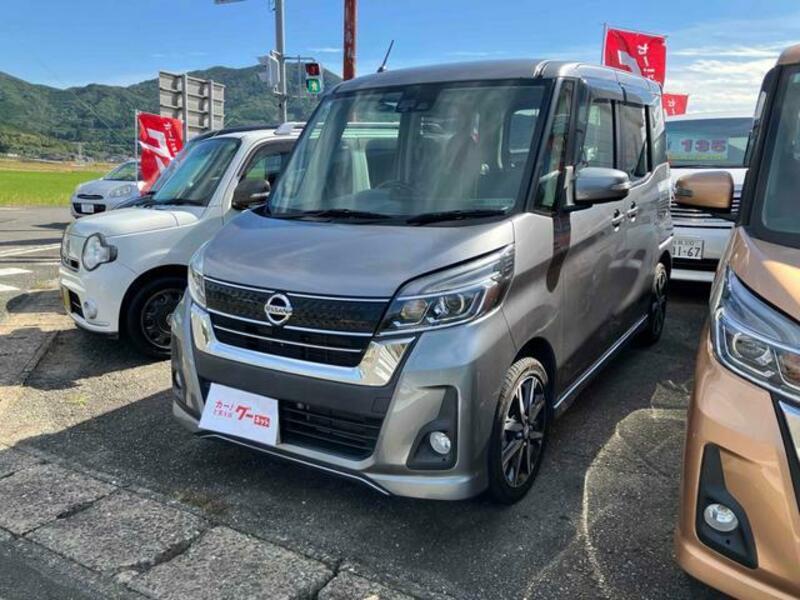 NISSAN DAYZ ROOX