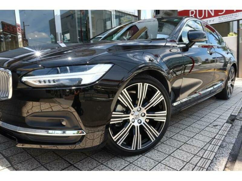 S90