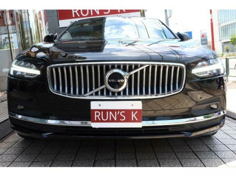 S90