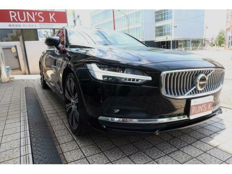S90