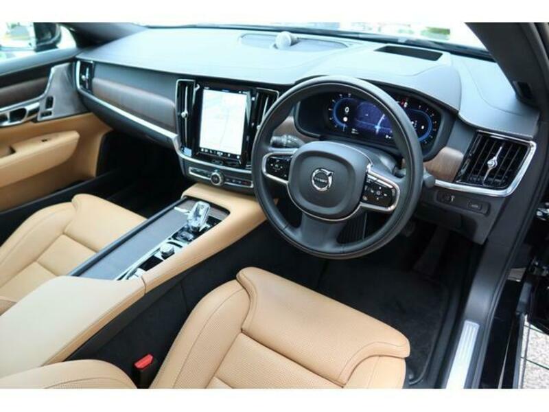 S90