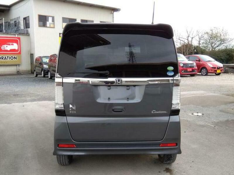N BOX CUSTOM