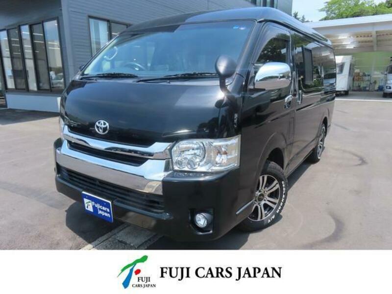 TOYOTA HIACE WAGON