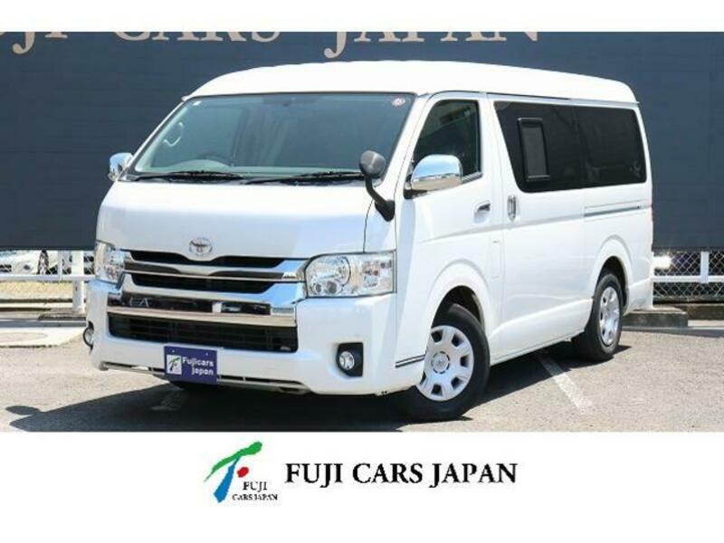 TOYOTA HIACE WAGON