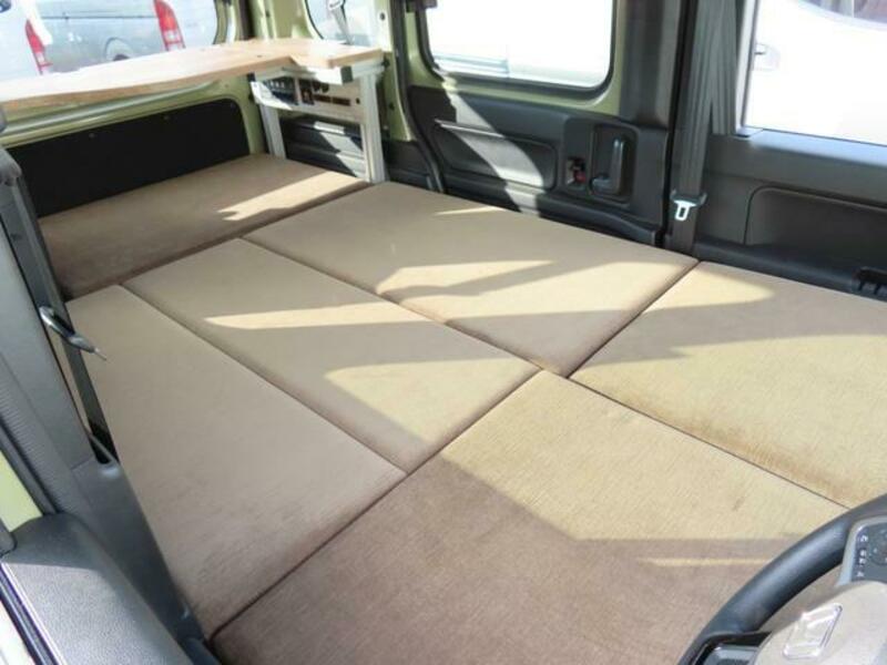 N-VAN