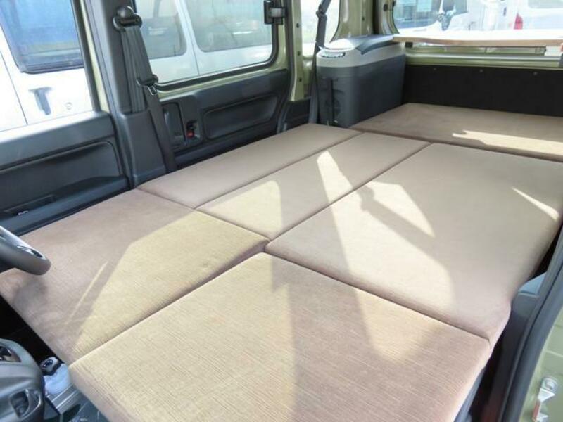 N-VAN