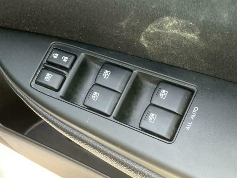 LEGACY B4