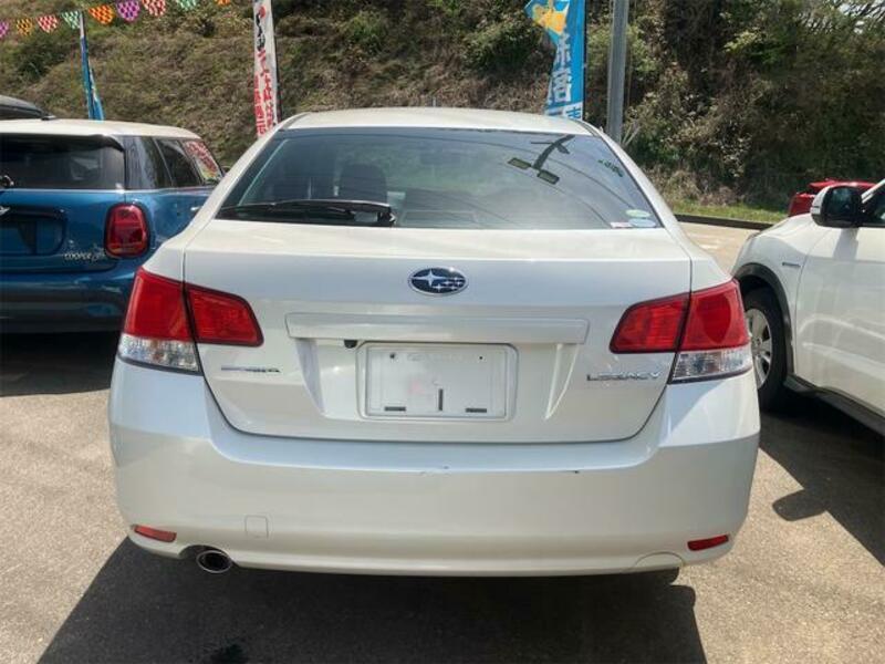LEGACY B4