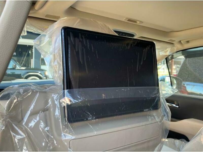 LAND CRUISER